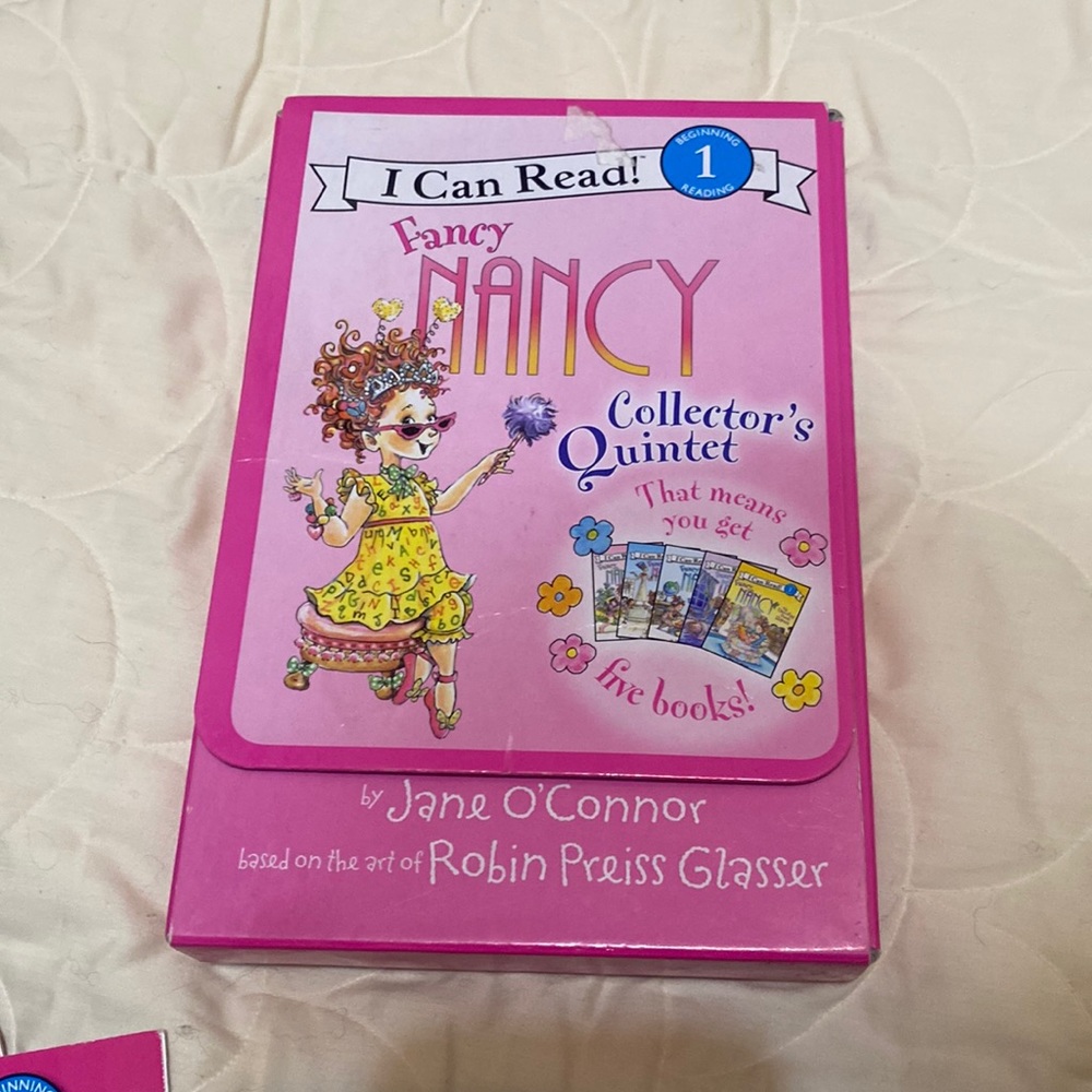 Fancy Nancy Beginning Reading 1 book set